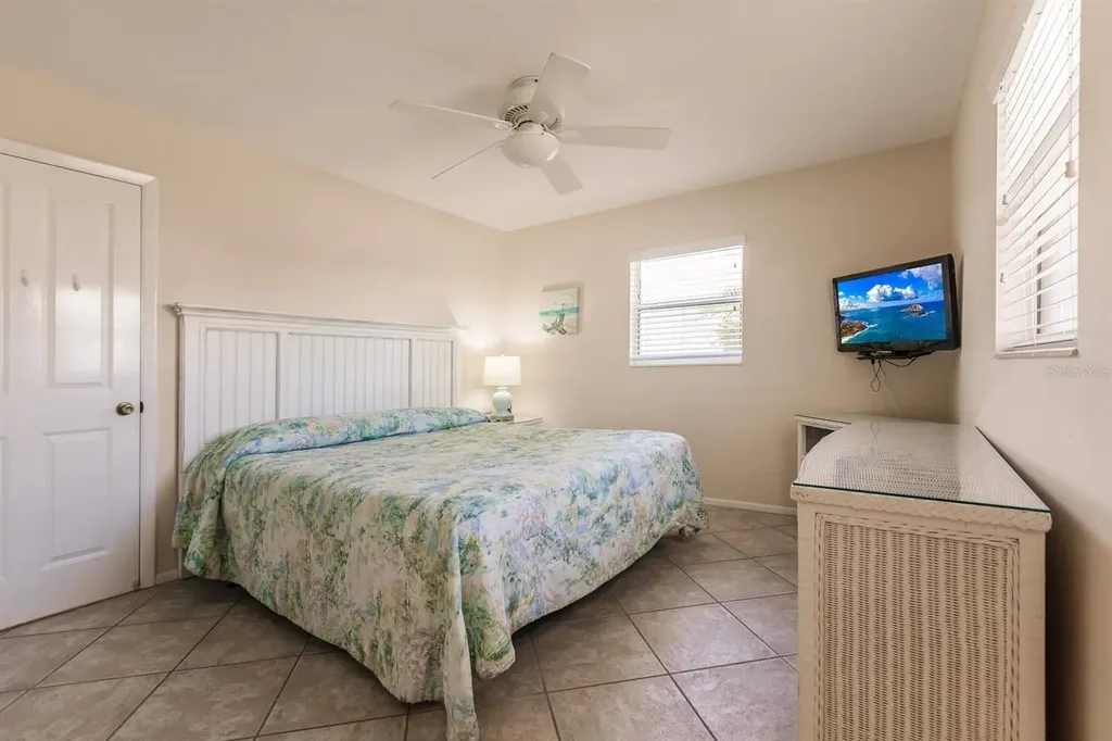 6020 Midnight Pass Road Sarasota FL 34242