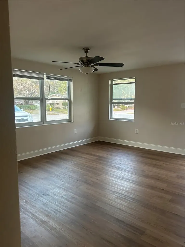 2824 Meadow View Avenue Largo FL 33771