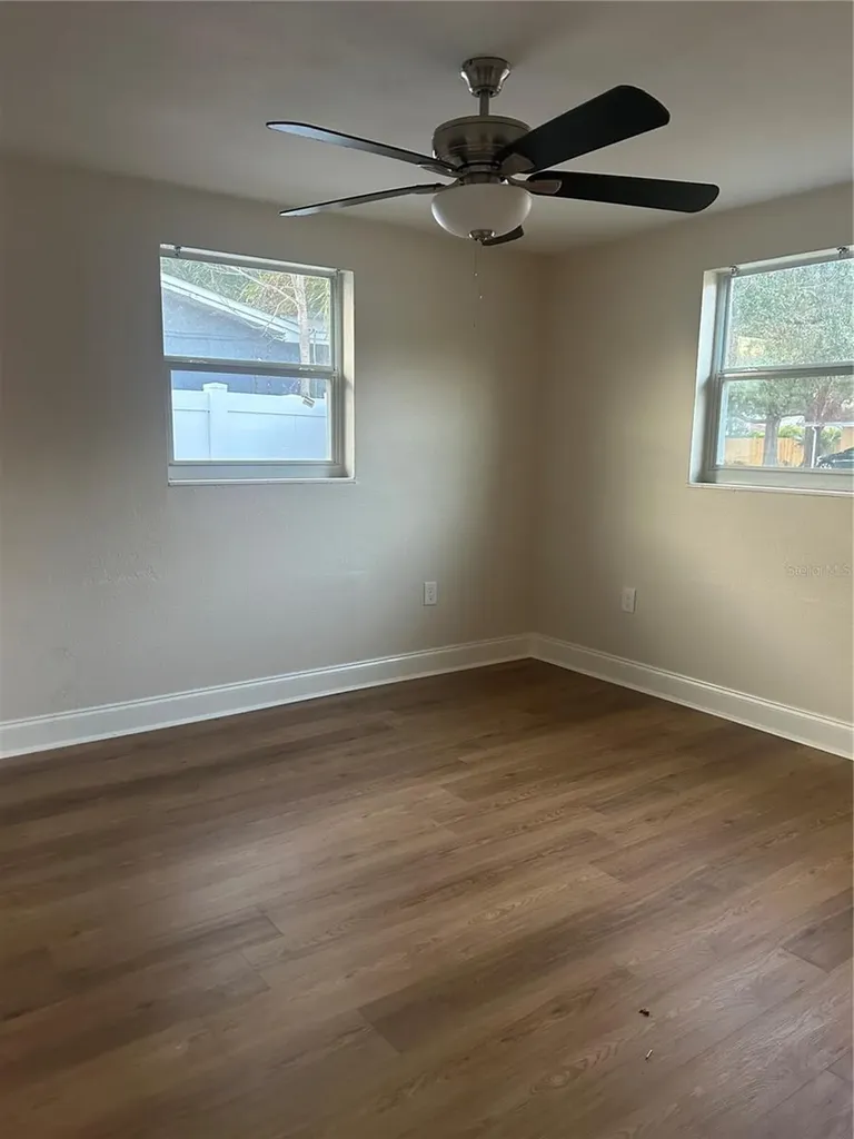 2824 Meadow View Avenue Largo FL 33771