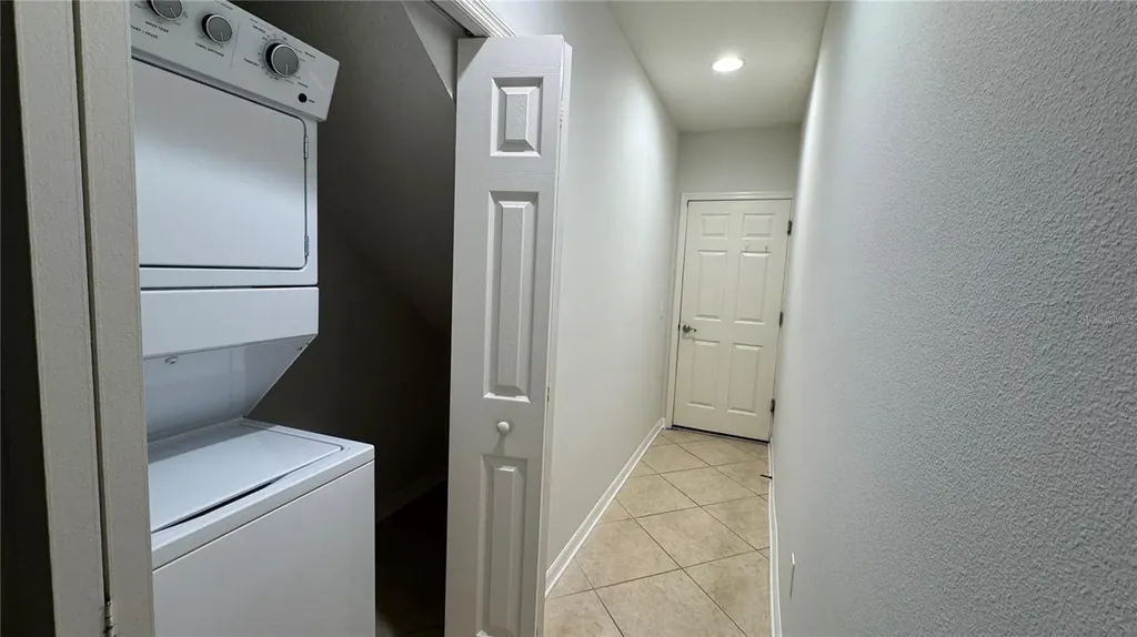 7338 Skybird Road Bradenton FL 34209