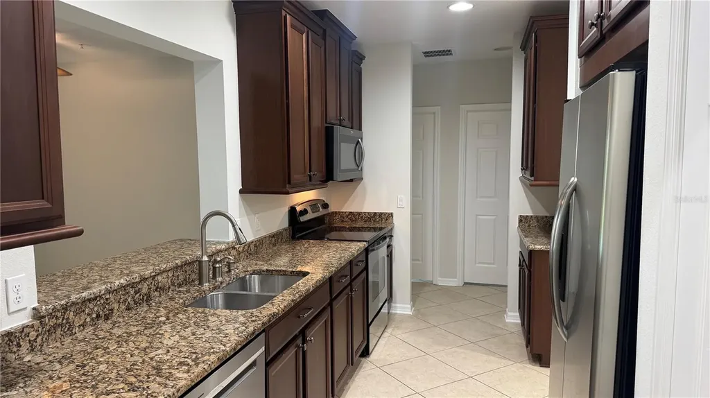 7338 Skybird Road Bradenton FL 34209