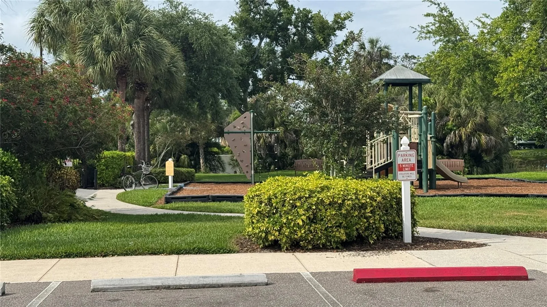 7338 Skybird Road Bradenton FL 34209