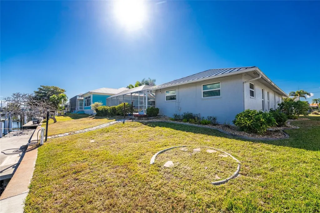 946 Messina Drive Punta Gorda FL 33950