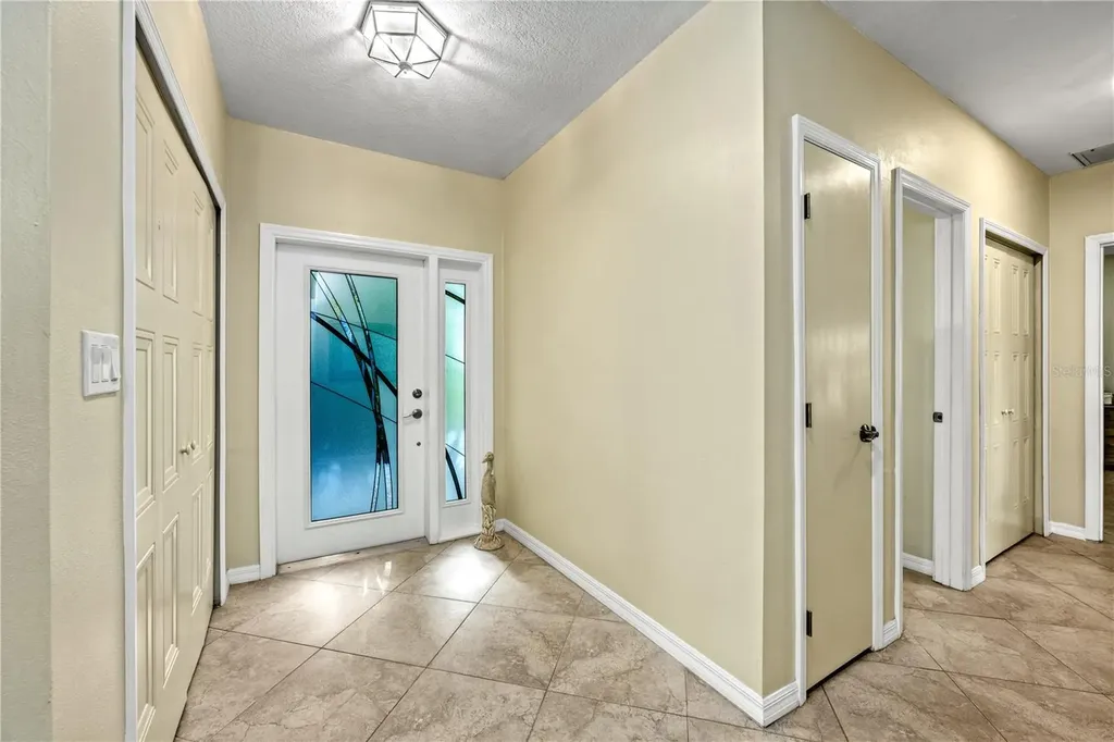1320 Moonmist Drive Sarasota FL 34242