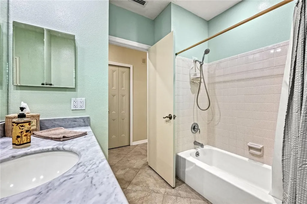 1320 Moonmist Drive Sarasota FL 34242