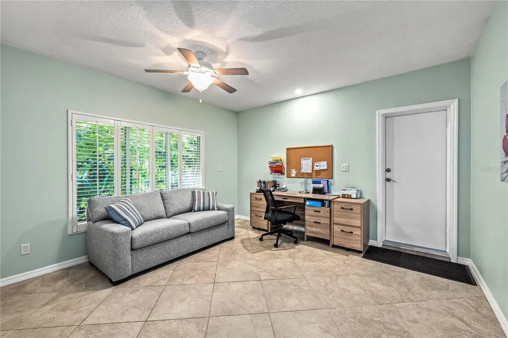 1320 Moonmist Drive Sarasota FL 34242