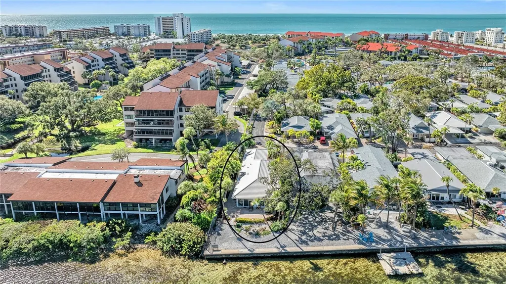 1320 Moonmist Drive Sarasota FL 34242