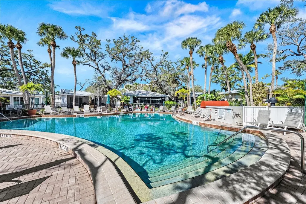 1320 Moonmist Drive Sarasota FL 34242