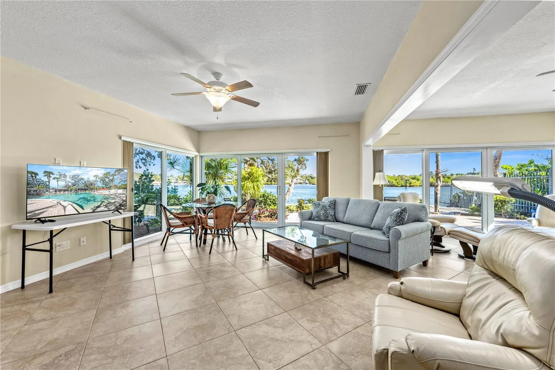 1320 Moonmist Drive Sarasota FL 34242