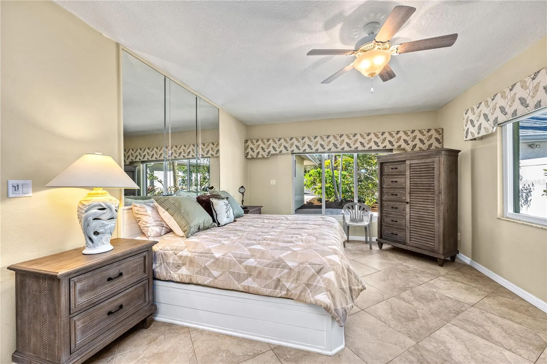 1320 Moonmist Drive Sarasota FL 34242