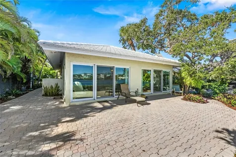 1320 Moonmist Drive Sarasota FL 34242