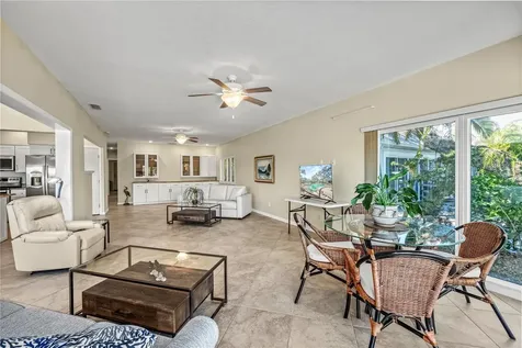 1320 Moonmist Drive Sarasota FL 34242