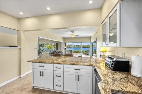 1320 Moonmist Drive Sarasota FL 34242