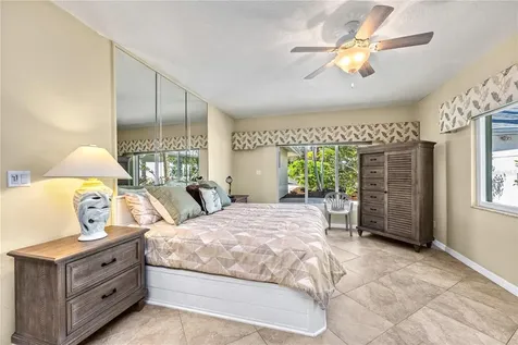 1320 Moonmist Drive Sarasota FL 34242