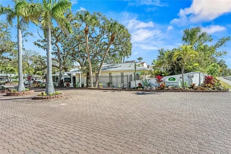 1320 Moonmist Drive Sarasota FL 34242