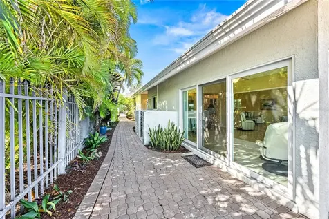 1320 Moonmist Drive Sarasota FL 34242