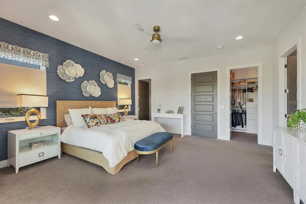 2323 Pine Terrace Sarasota FL 34231