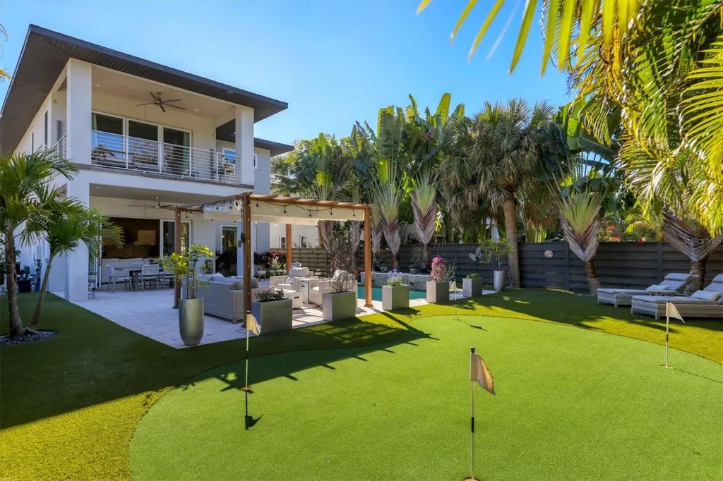 2323 Pine Terrace Sarasota FL 34231
