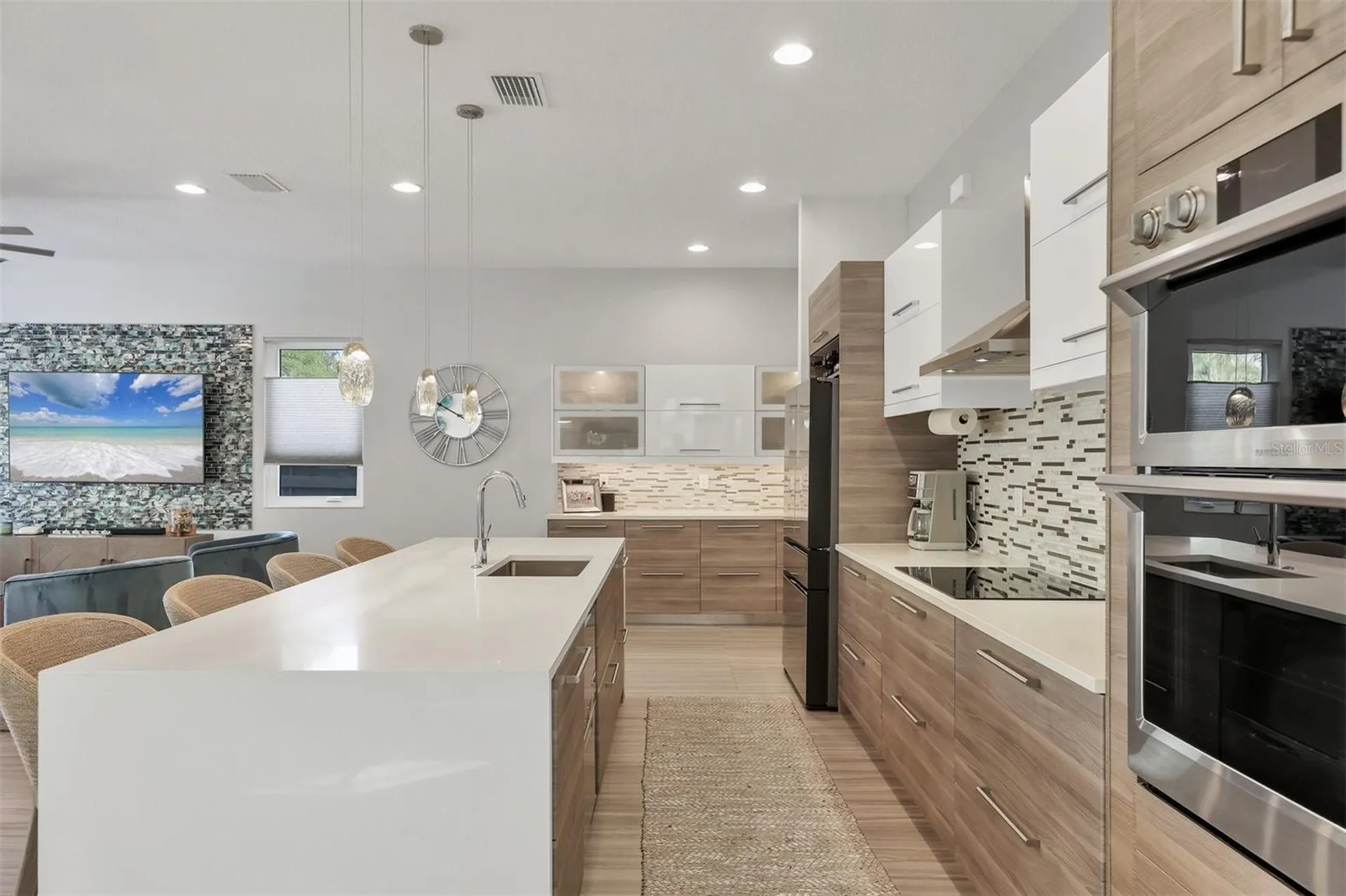 2323 Pine Terrace Sarasota FL 34231