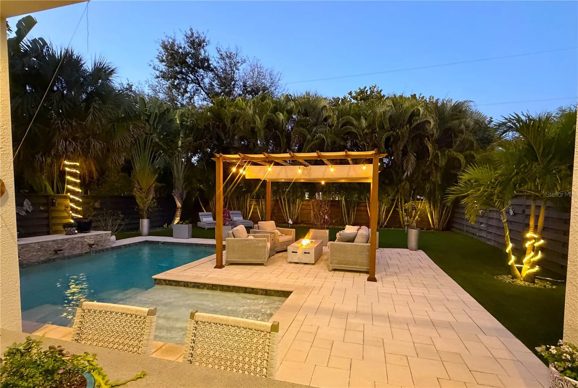 2323 Pine Terrace Sarasota FL 34231