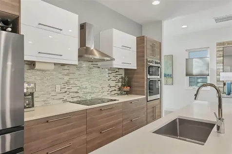 2323 Pine Terrace Sarasota FL 34231