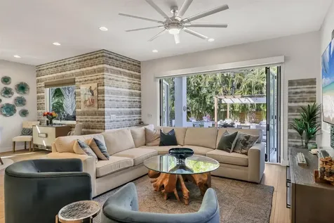 2323 Pine Terrace Sarasota FL 34231