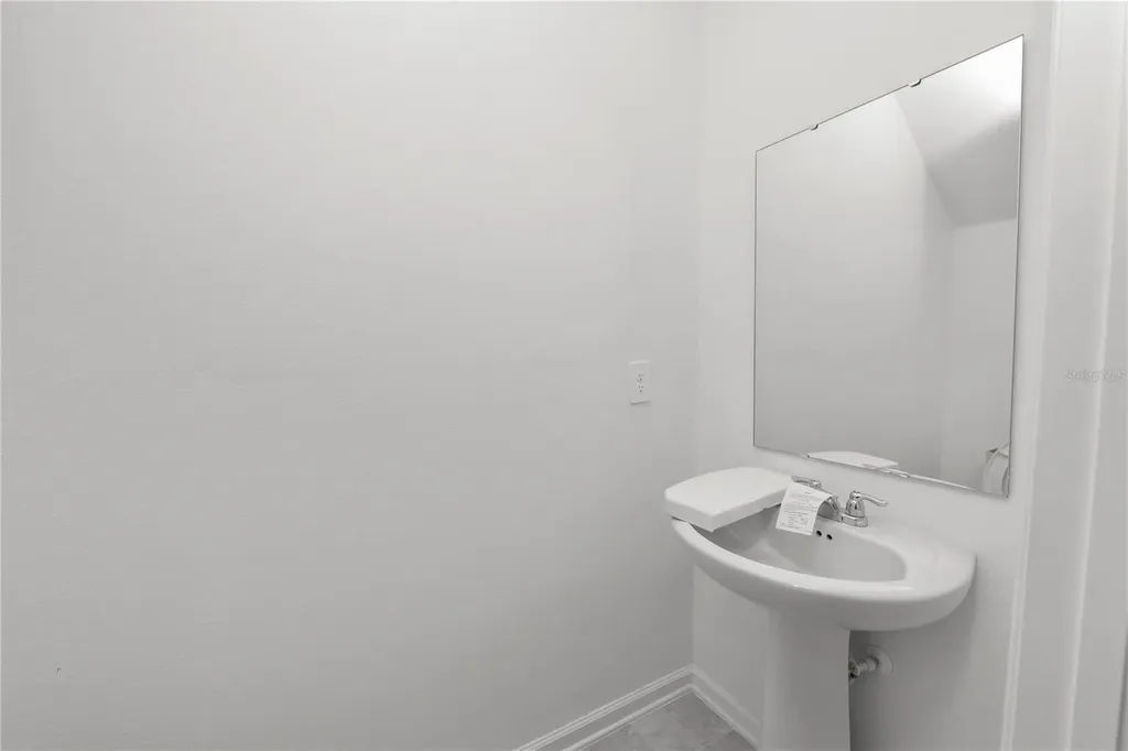1465 Deepwater Circle Eagle Lake FL 33839