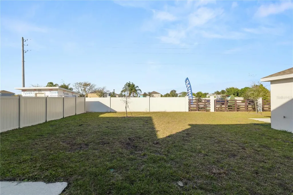 1465 Deepwater Circle Eagle Lake FL 33839