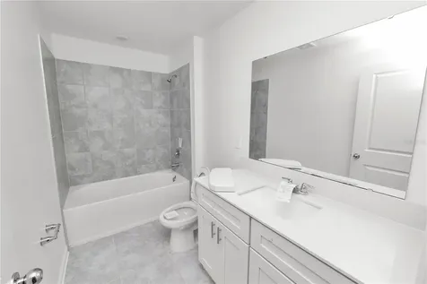 1465 Deepwater Circle Eagle Lake FL 33839