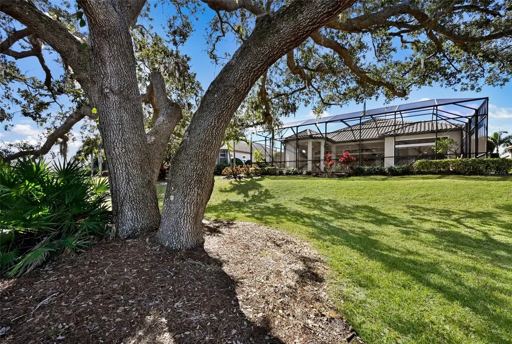 5013 Benito Court Lakewood Ranch FL 34211