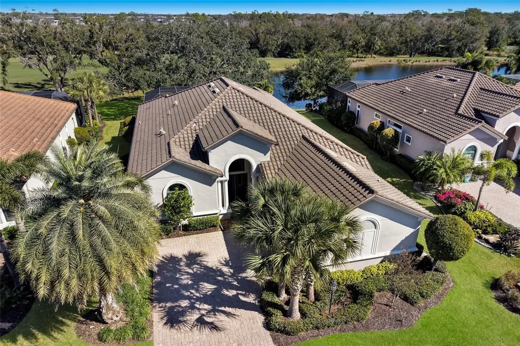 5013 Benito Court Lakewood Ranch FL 34211