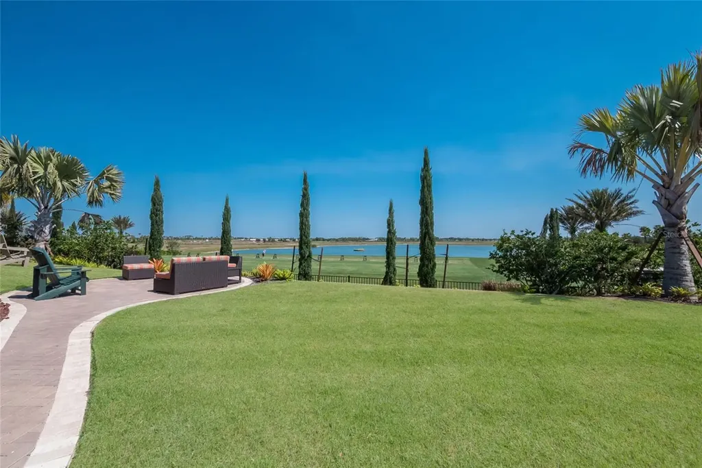 5013 Benito Court Lakewood Ranch FL 34211
