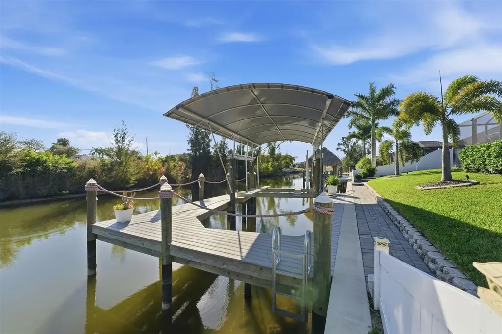 2115 SW 17th Place Cape Coral FL 33991