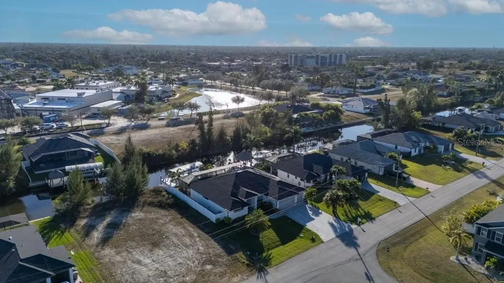 2115 SW 17th Place Cape Coral FL 33991