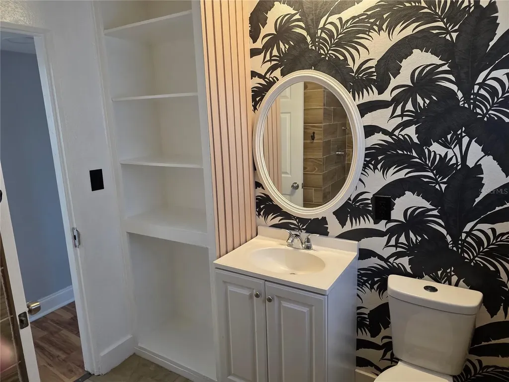 821 S Solandra Drive Orlando FL 32807