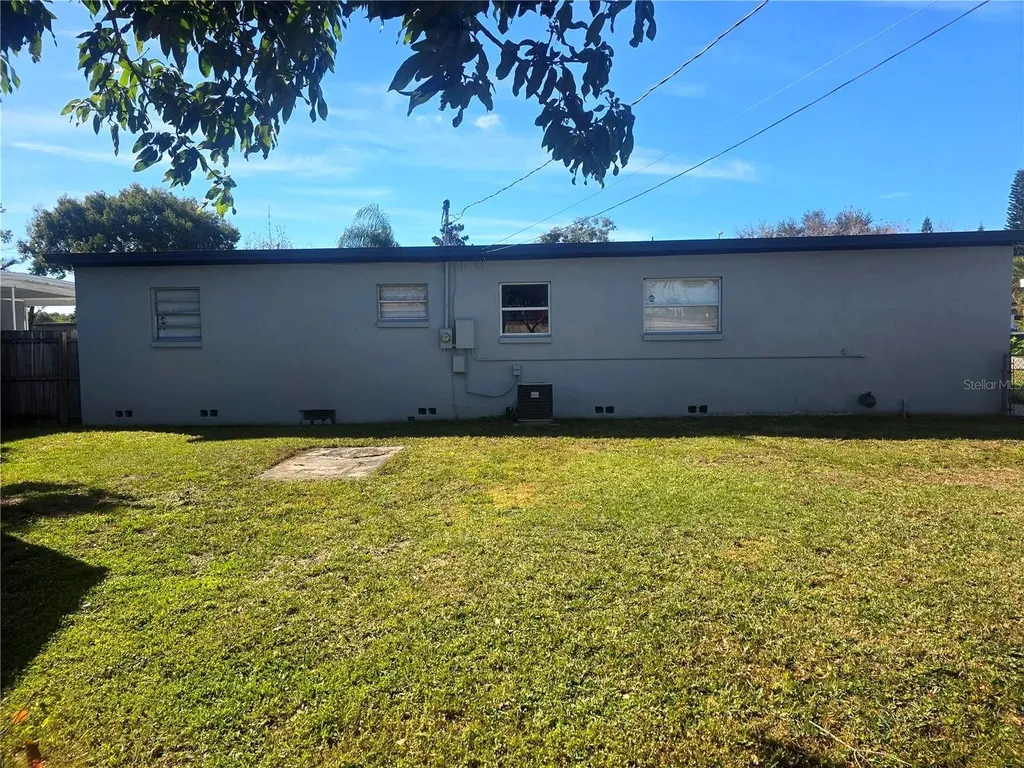 821 S Solandra Drive Orlando FL 32807