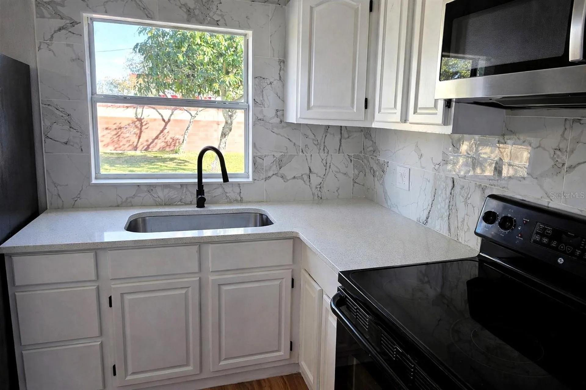 821 S Solandra Drive Orlando FL 32807
