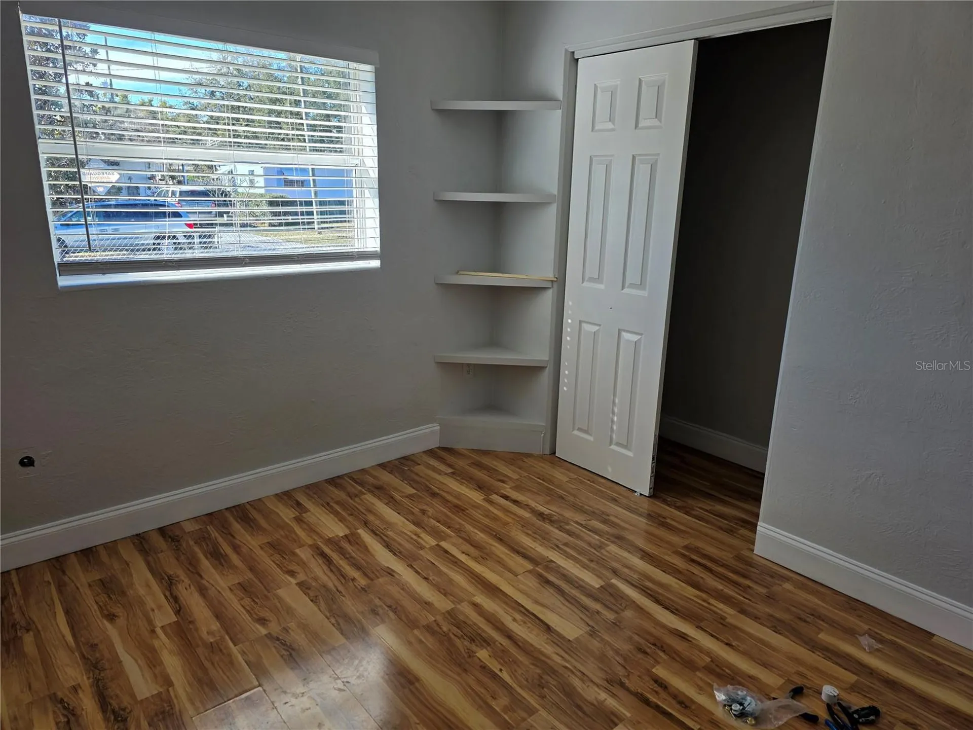 821 S Solandra Drive Orlando FL 32807