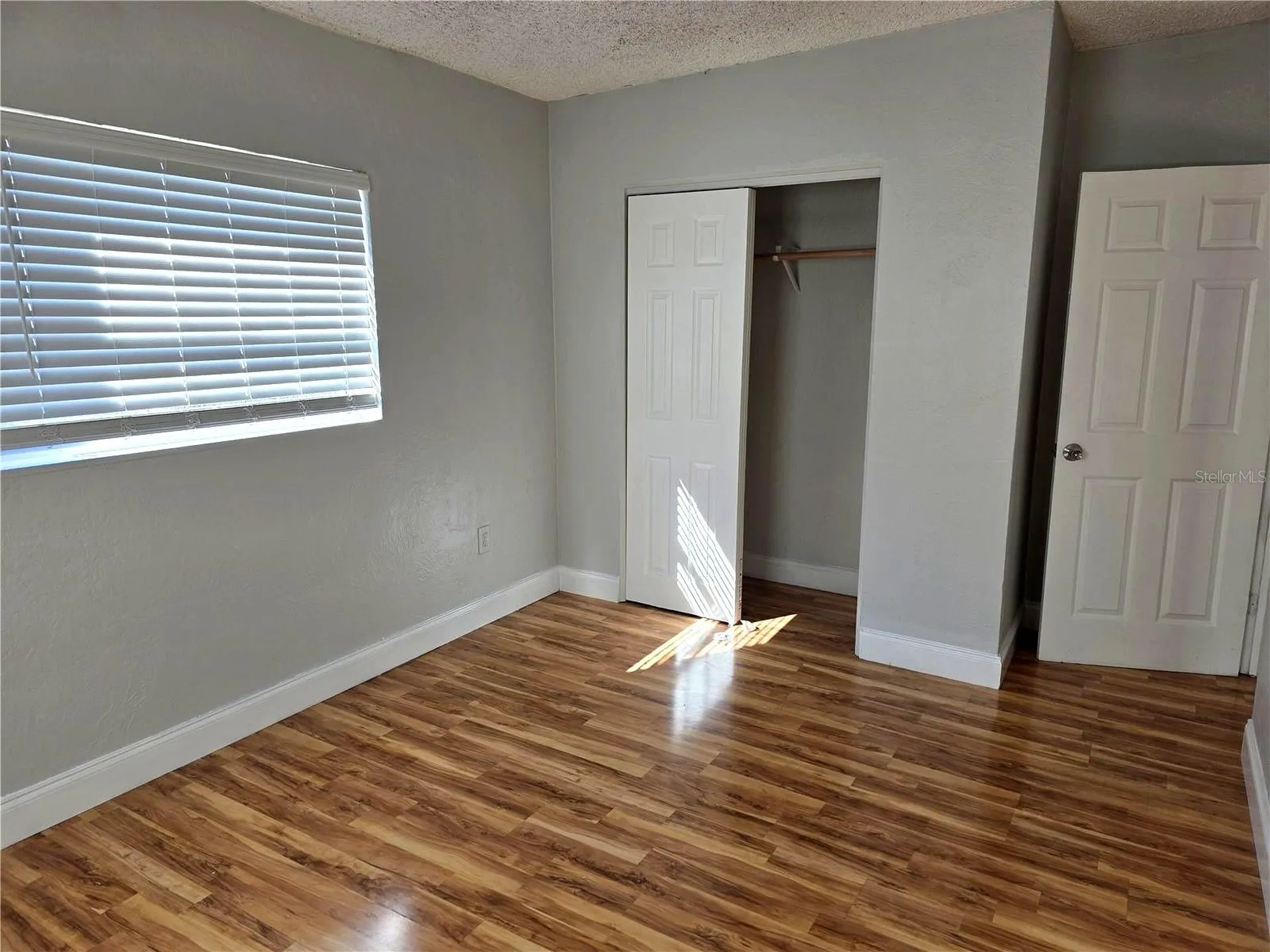 821 S Solandra Drive Orlando FL 32807