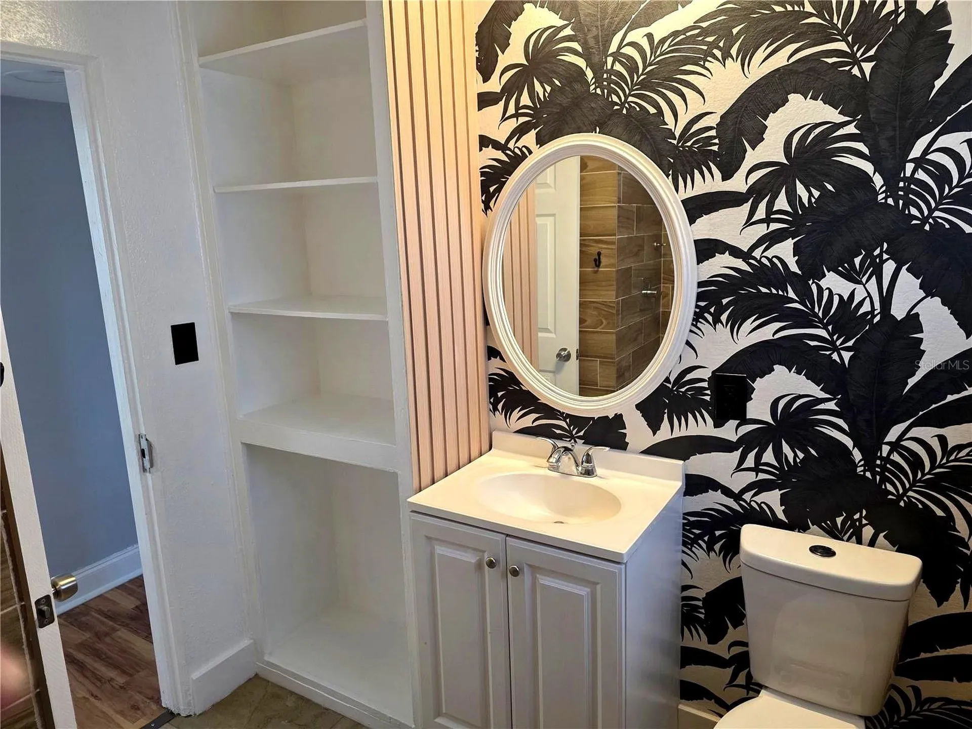 821 S Solandra Drive Orlando FL 32807