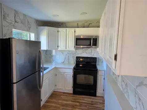 821 S Solandra Drive Orlando FL 32807