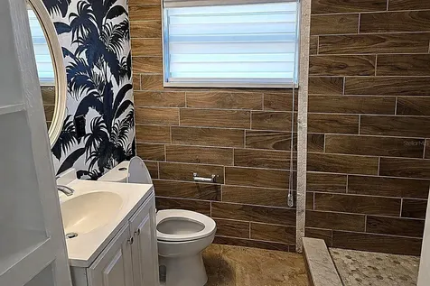 821 S Solandra Drive Orlando FL 32807