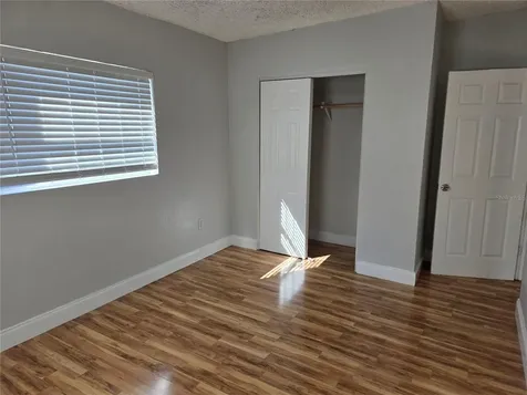 821 S Solandra Drive Orlando FL 32807