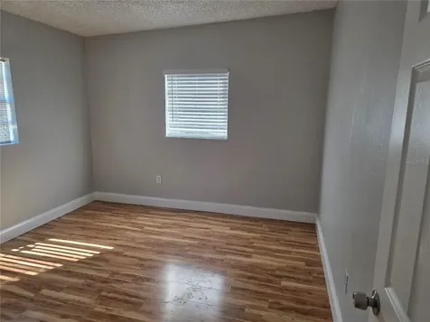 821 S Solandra Drive Orlando FL 32807