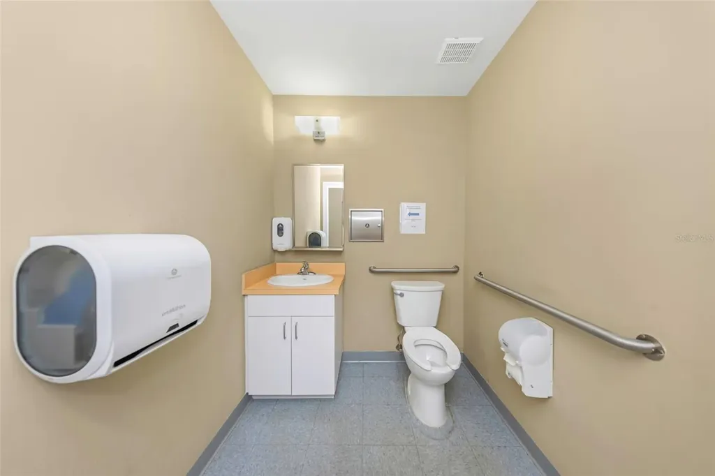 14506 University Point Place Tampa FL 33613
