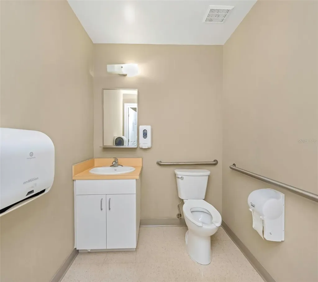 14506 University Point Place Tampa FL 33613