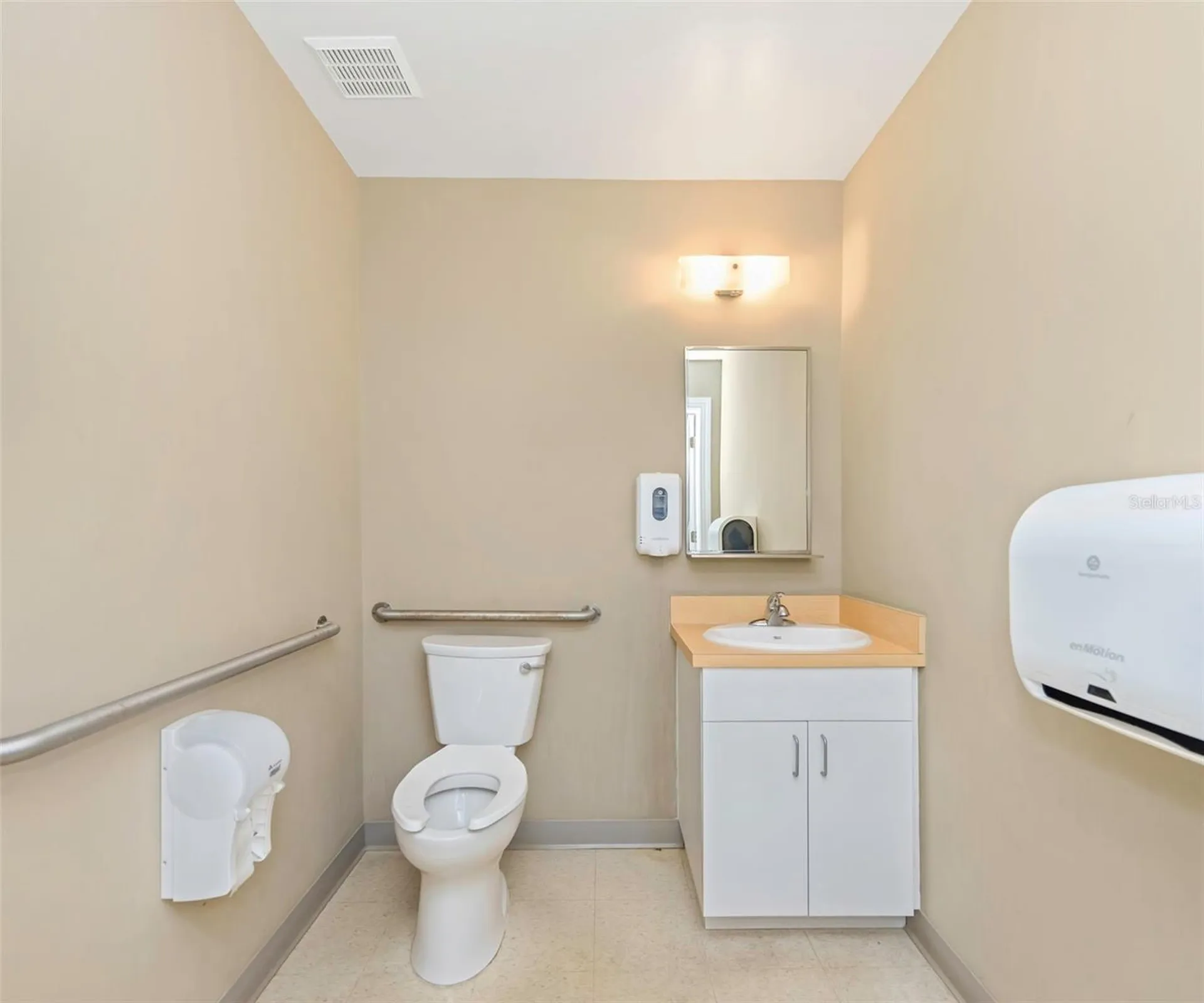 14506 University Point Place Tampa FL 33613
