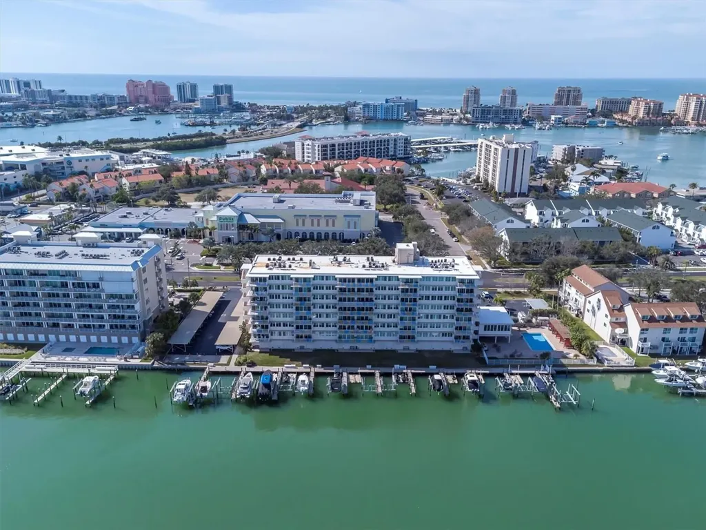 223 Island Way Clearwater FL 33767