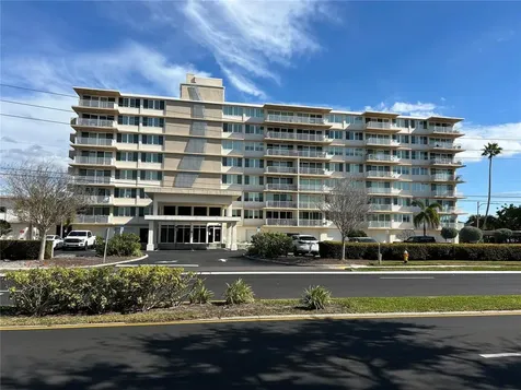 223 Island Way Clearwater FL 33767