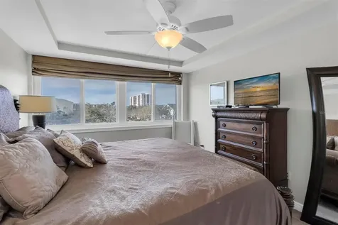 223 Island Way Clearwater FL 33767